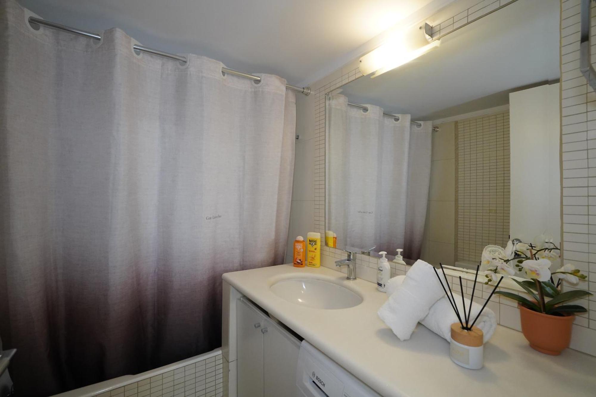 Garden Apartment Next To The Mall -Private Parking Αθήνα Εξωτερικό φωτογραφία
