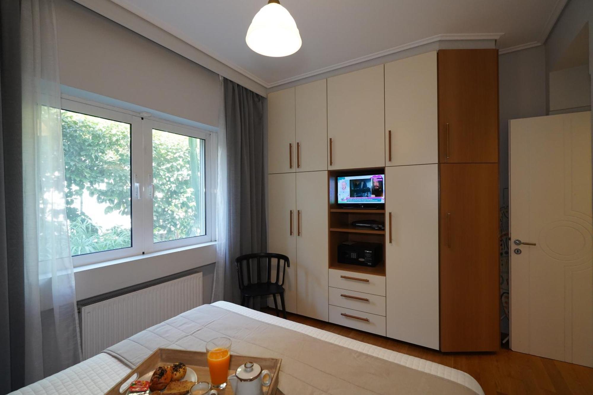 Garden Apartment Next To The Mall -Private Parking Αθήνα Εξωτερικό φωτογραφία